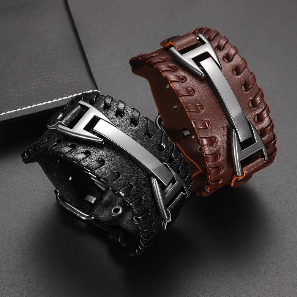 Model Kit Quick - Modisches Punk-Lederarmband für Männer und Frauen,