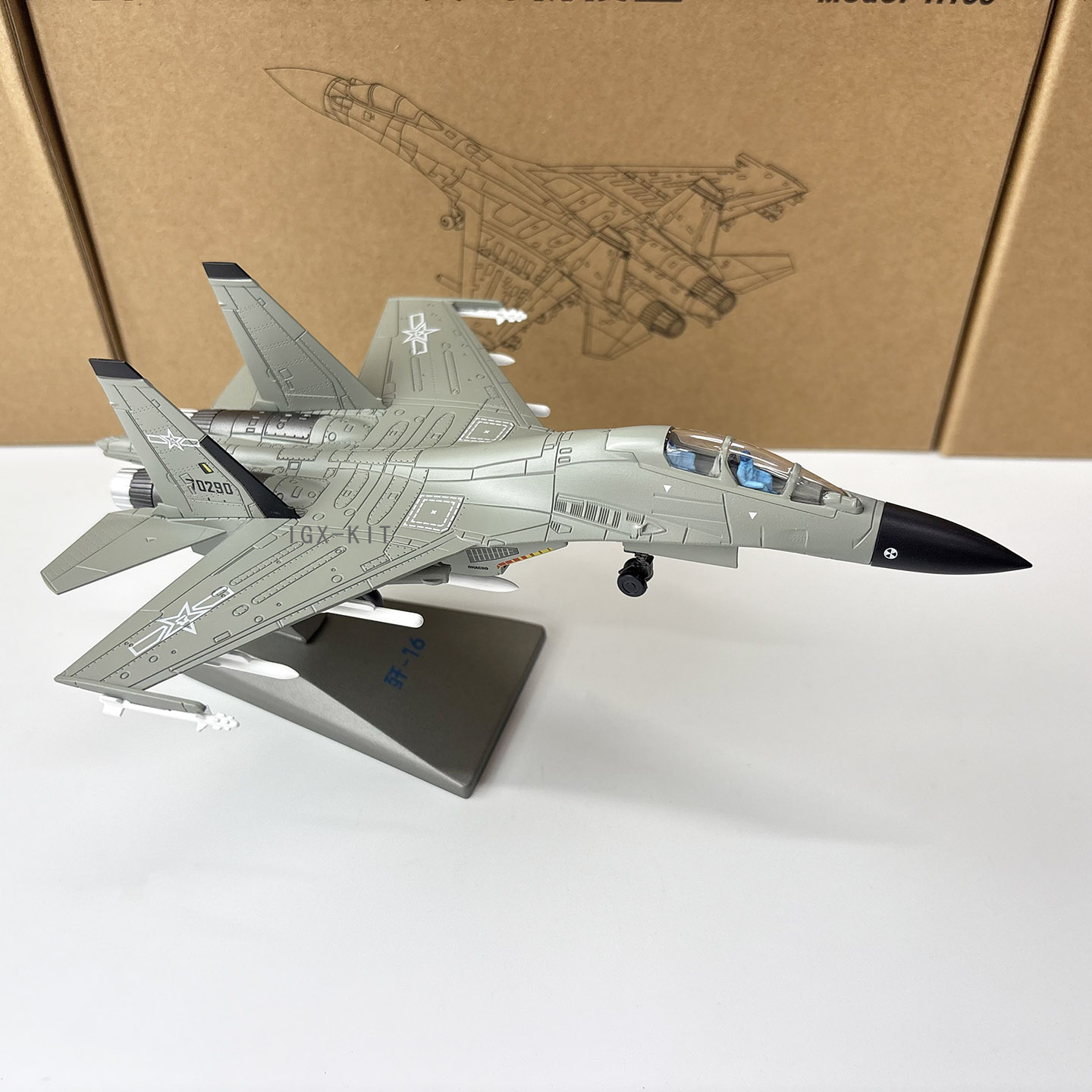 Maßstab 1:100 China Air Force  – Model Kit China Bewertung und Preis
